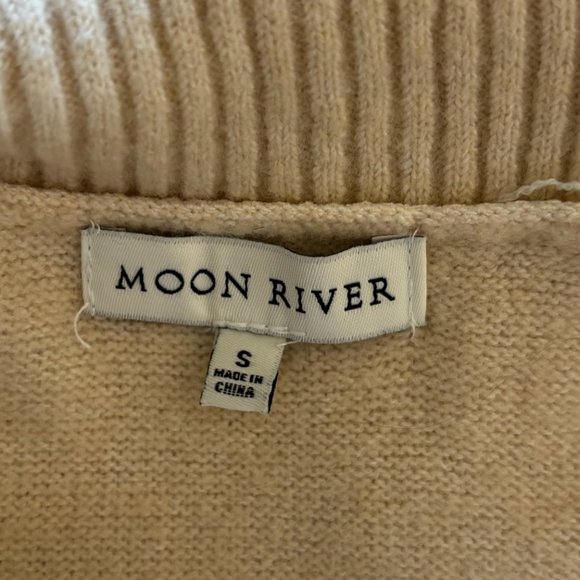 Moon River - Off The Shoulder Knit Dress (Size S) - Picture 11 of 12